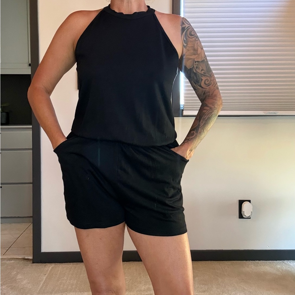 Black Sleeveless Jumpsuit with pockets